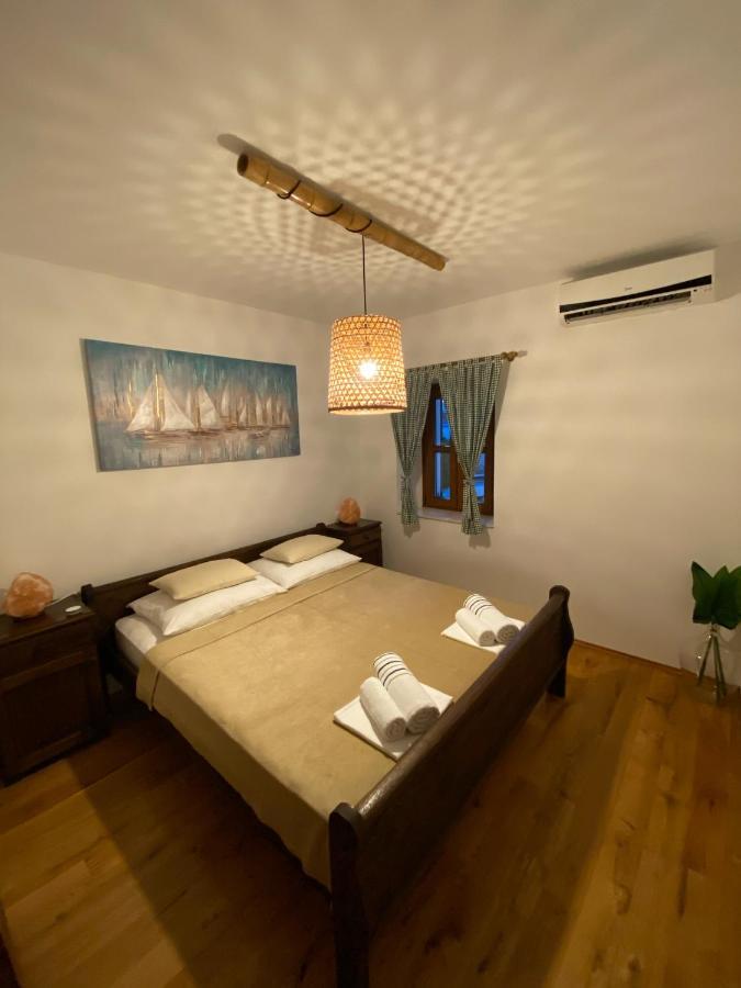 Villa Charles Trogir Buitenkant foto
