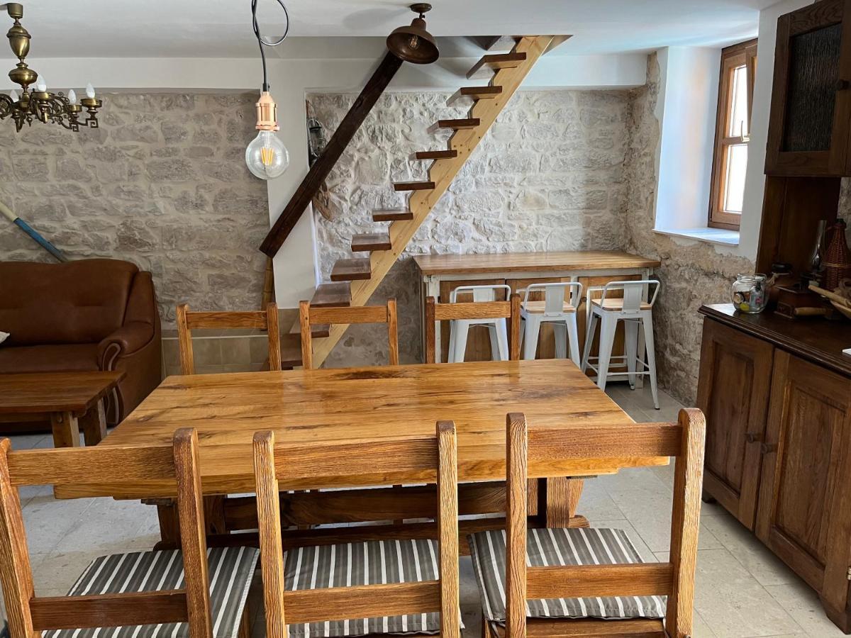 Villa Charles Trogir Buitenkant foto